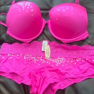 Victoria's Secret Bright Pink Sequin Push-Up Bra & Lace Boyshorts Set